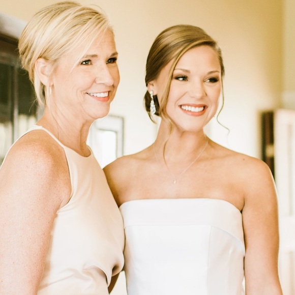 Meet your Posher, Julie - Picture 3 of 3